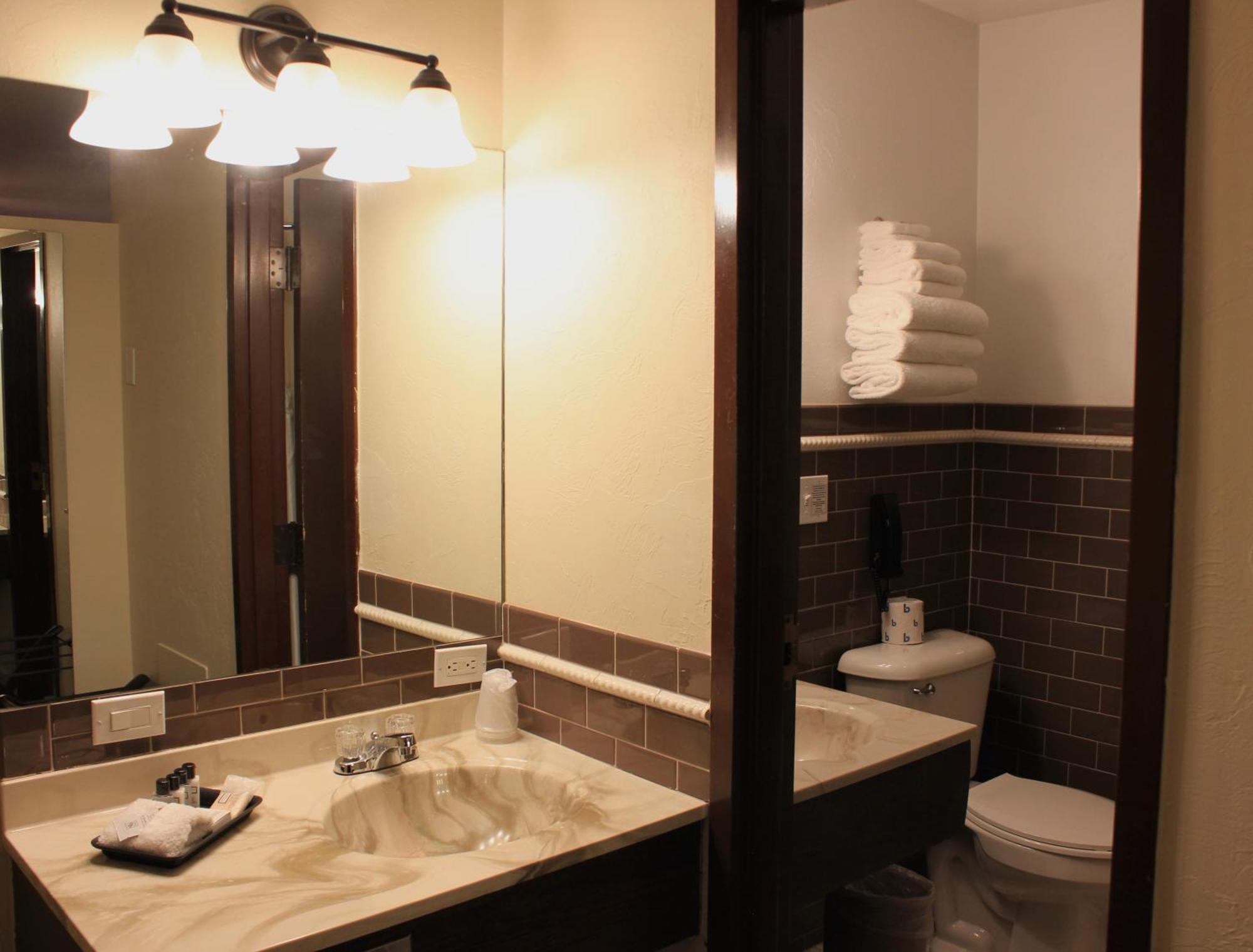 Deluxe King Room,1499845204:JPEG