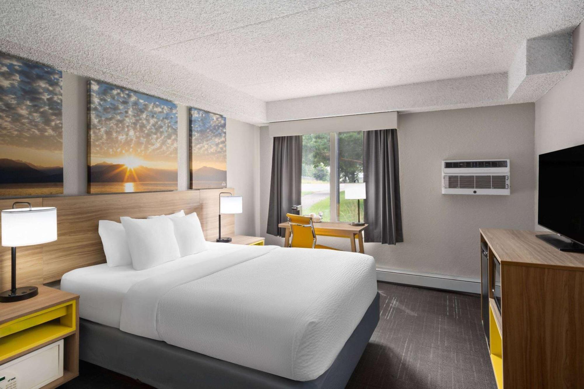 Economy Double Room Non-Smoking